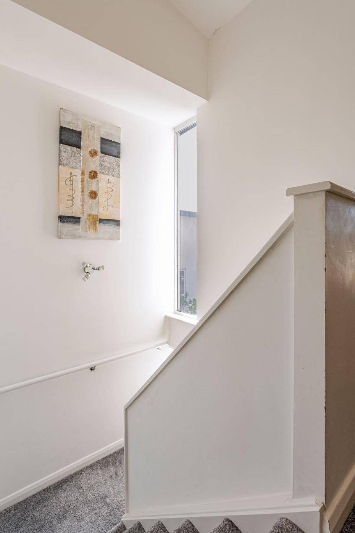 Comfortable 3-Storey House With Free Car Parking Manchester Esterno foto