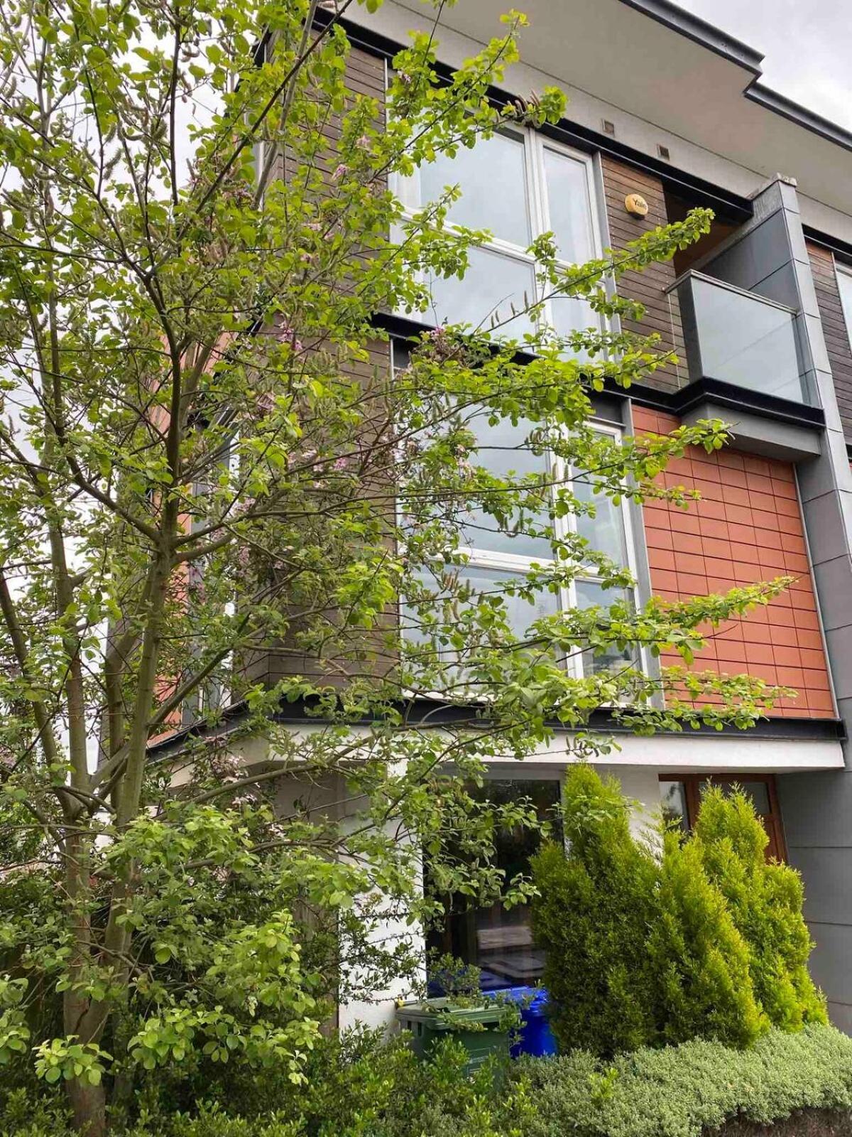 Comfortable 3-Storey House With Free Car Parking Manchester Esterno foto